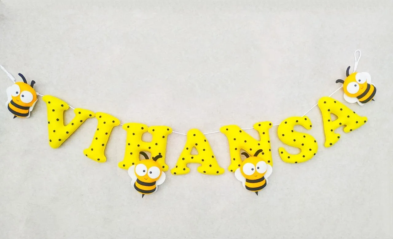 Felt name banner, honey bee garland, Bee banner, nursery decor, personalized gift, felt letters, baby name banner, name garland, name sign