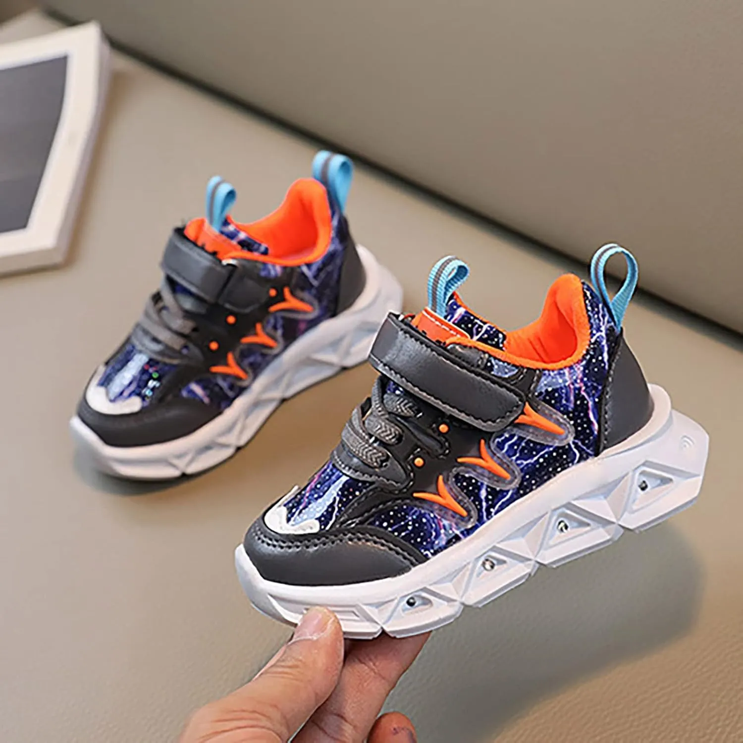 LED Charged Light Up Shoes for Boys Girls Breathable Soft Sole Strap Collision Color Toddler Shoes