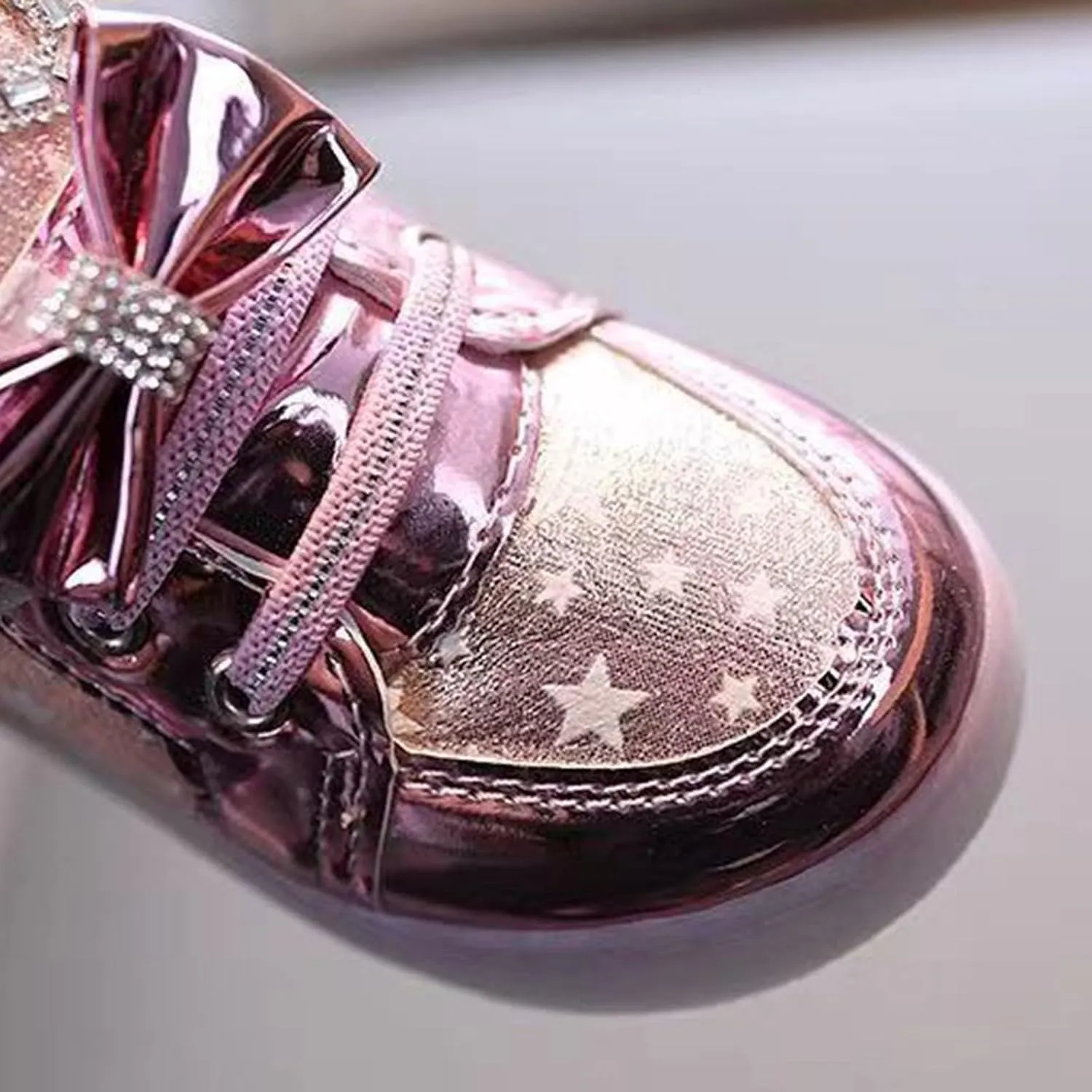 Light Up Shoes Non-Slip High Top Slip On Shoes Lac𝐞 Up Bow Walking Shoes Wide Toe Box Warm Led Snow Boots