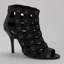 Lorry Heels