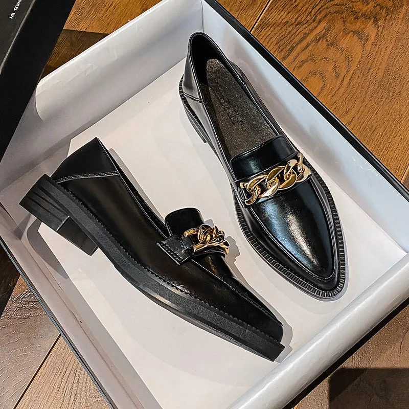 Women‘s Metal Chain Retro Pointed Shoes Thick Bottom Loafers