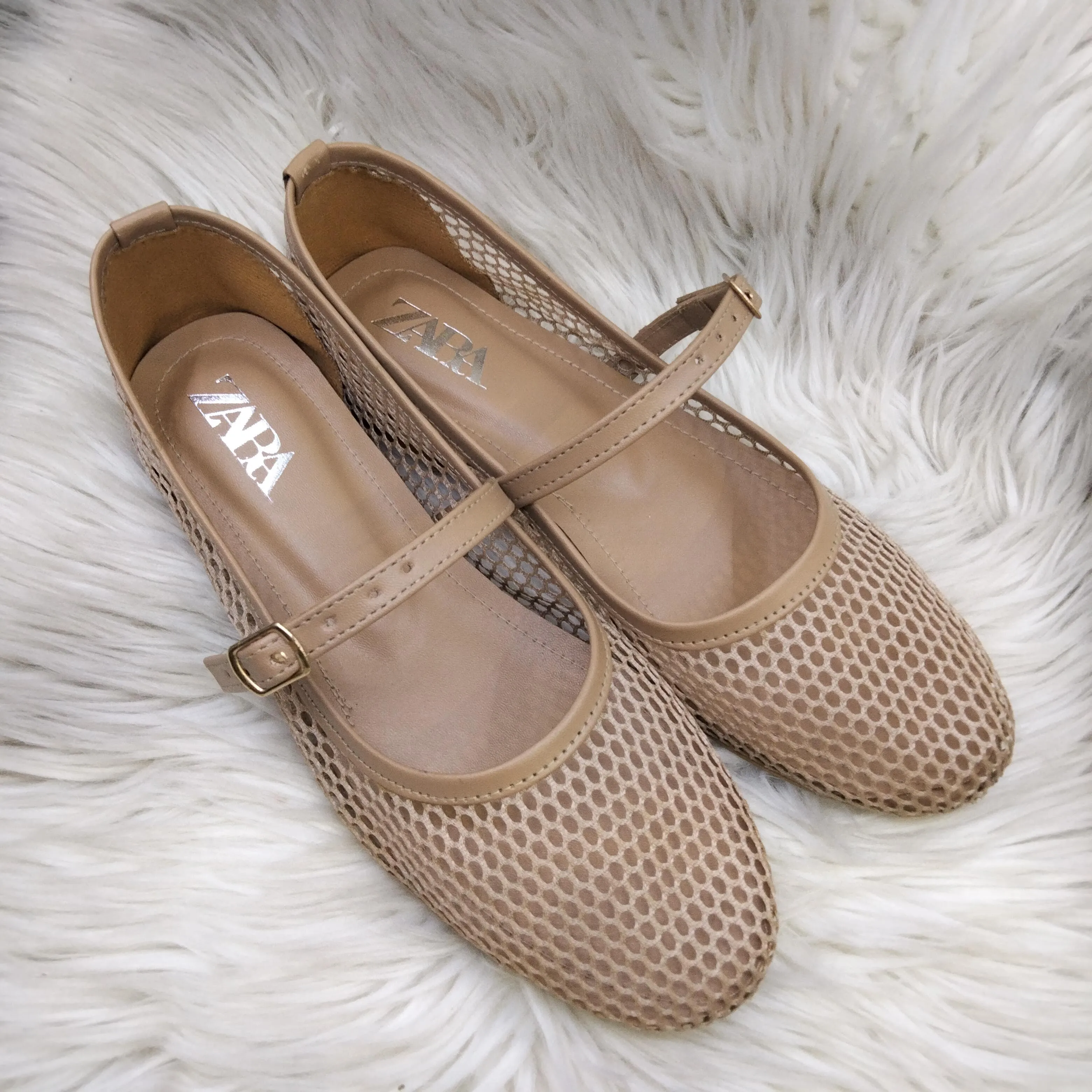 ZARA FISHNET BALLET FLAT PUMPS - BEIGE