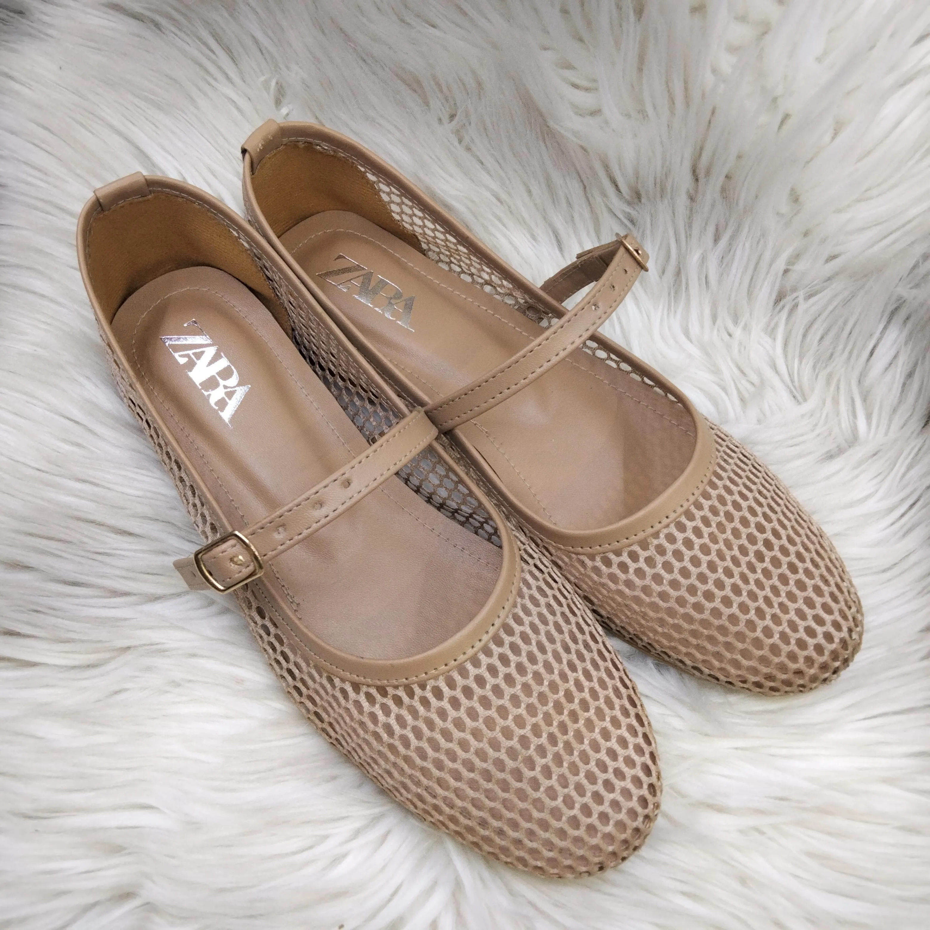 ZARA FISHNET BALLET FLAT PUMPS - BEIGE