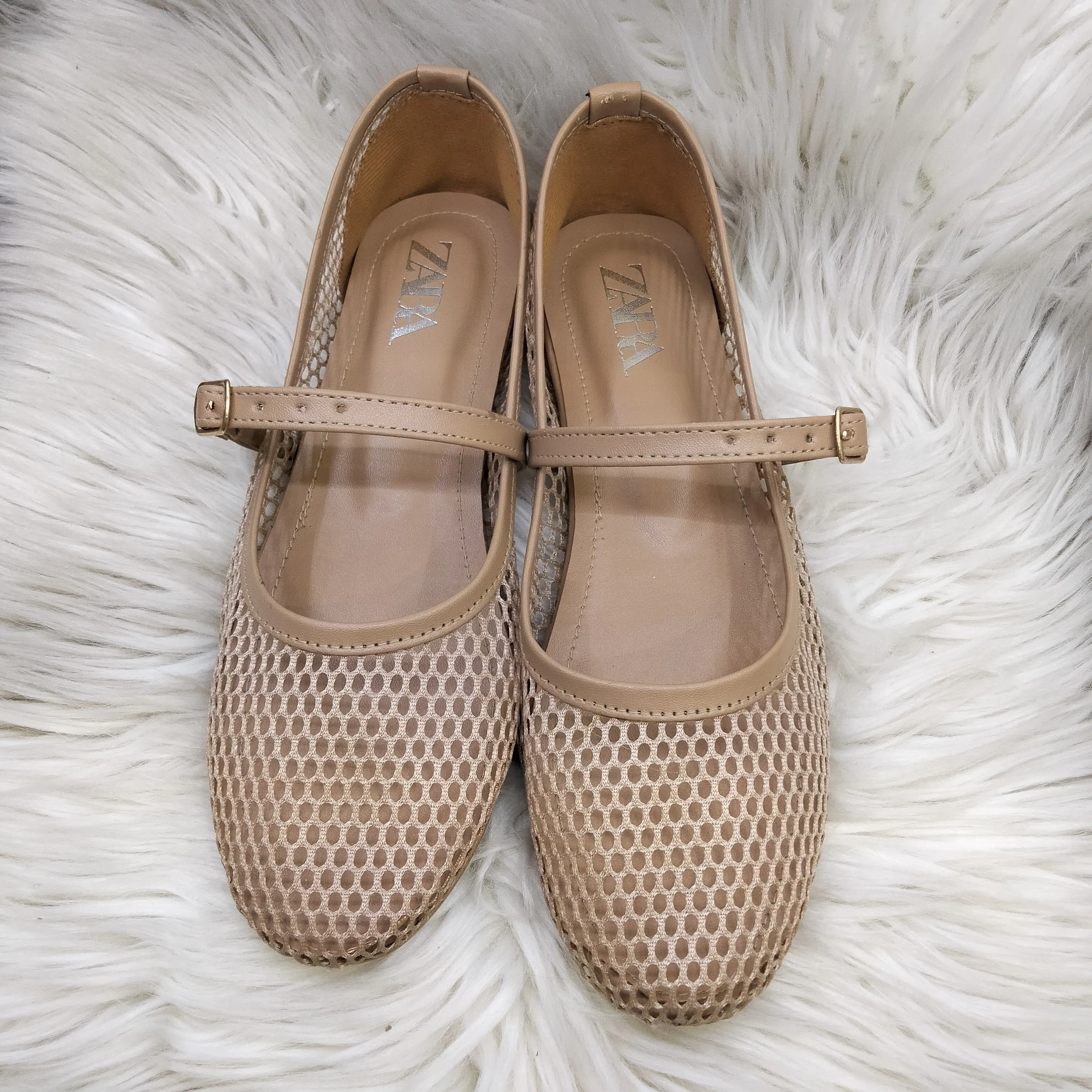 ZARA FISHNET BALLET FLAT PUMPS - BEIGE